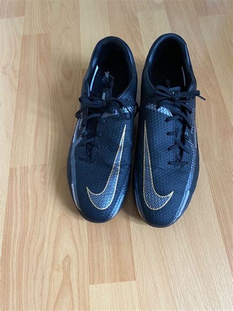 schwarze hallenturnschuhe nike|Hallenfußballschuhe. Nike CH.